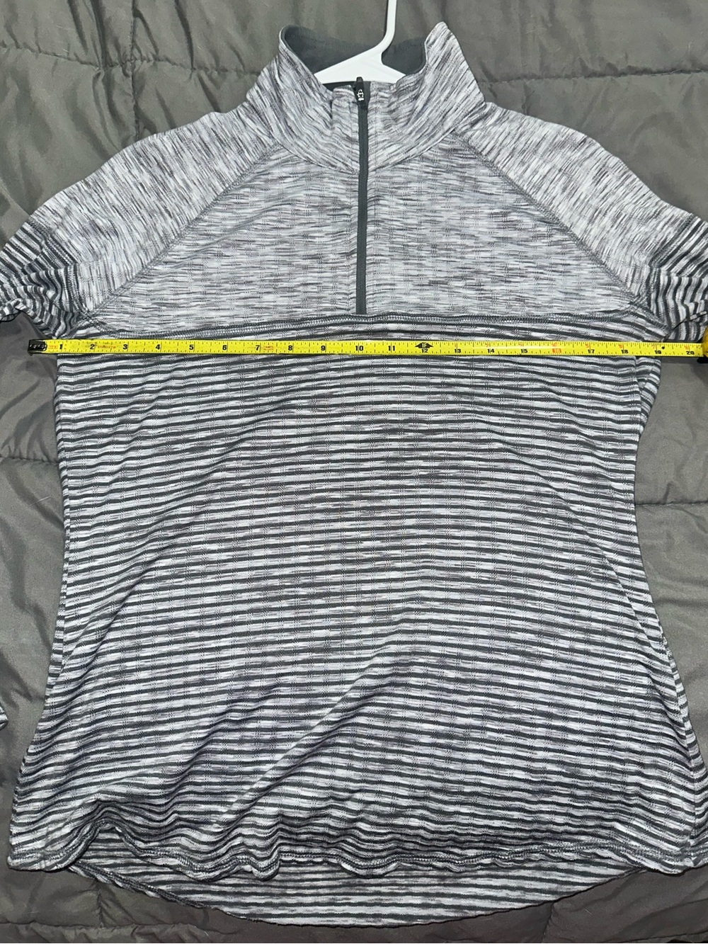Avia Women’s Gray Striped Half-Zip Long Sleeve Shirt